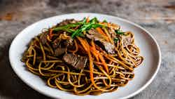 Alberta Beef Chow Mein (艾伯塔牛肉炒面)