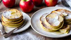 Appelpannenkoeken (dutch Apple Pancakes)