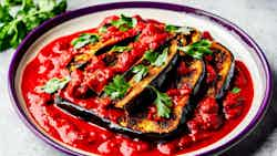 Aubergine Frite Avec Sauce Tomate (fried Eggplant With Tomato Sauce)