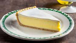 Bayrische Cremetorte (bavarian Cream Tart)