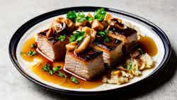 Braised Pork Belly with Chestnuts (栗子红烧肉)