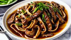 Braised Pork Intestines with Garlic Sauce (蒜泥炖肥肠)