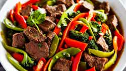 Carne De Vaca E Legumes Salteados (spicy African Style Beef And Vegetable Stir-fry)