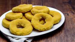 Cheese And Cornmeal Rings (south American Delight: Chipa Caburé)