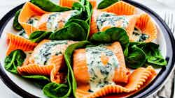 Creamy Spinach and Salmon Stuffed Shells (Krämig Spenat- och Laxfyllda Pastarullar)