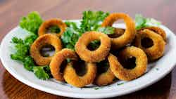 Crispy Fried Squid Rings (Suān Yóuyú)