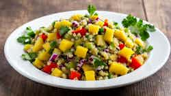 Ensalada De Quinoa Tropical (tropical Quinoa Salad)