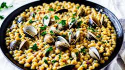 Fregola Con Vongole (sardinian Fregola Pasta With Clams)