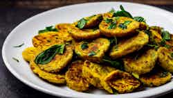 Fried Plantain and Spinach (Plantains Frits avec Épinards)