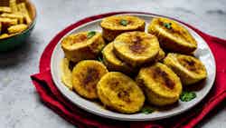 Fried Ripe Plantains With Cheese (plátano Maduro Con Queso)