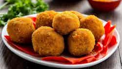 Fried Yam Balls With Spicy Dip