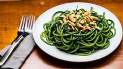 Green Noodles (tallarines Verdes)