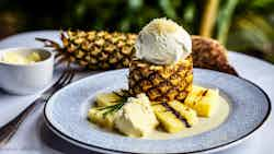 Grilled Pineapple with Coconut Ice Cream (Ananas Grillé avec Glace à la Noix de Coco)