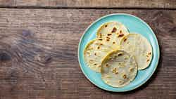 Honduran Corn Tortillas (Tortillas de Maíz)