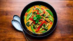 Kaeng Phet Ped Yang (thai Red Curry Duck)