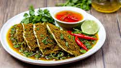 Lahpet Kyet Thote (tangy Pickled Tea Leaf Chicken)