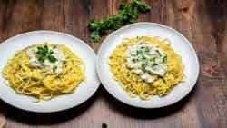 Low-carb Spaghetti Squash Alfredo