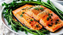 Low-sodium Baked Salmon With Herbs