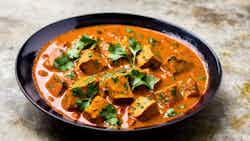 Meen Kuzhambu (flavourful Chettinad Fish Curry)