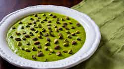 Mkate Wa Mchele Na Karafuu Na Pistachio (fragrant Cardamom And Pistachio Pudding)