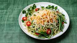 Nqaij Qaib Zib Ntsuag (hmong-style Green Papaya Salad)