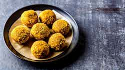 Peanut Ladoo (heavenly Shenga Unde)