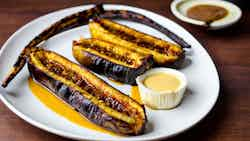 Pisang Bakar Saus Santan (grilled Banana With Coconut Milk Sauce)