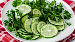 Polish Cucumber Salad: Mizeria