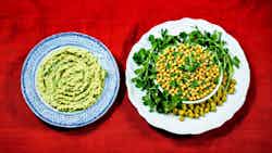 Salatat Hummus (lebanese Chickpea Salad With Parsley And Lemon Dressing)