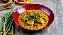 Samak Bil Kari (qatari Spiced Fish Curry With Coconut Milk)