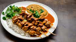 Sate Ayam Makassar (makassar-style Chicken Satay With Peanut Sauce)