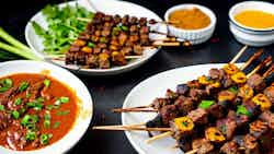 Sate Padang Sapi Bakar (grilled Beef Skewers)