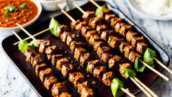 Sate Sapi Pedas (spicy Beef Satay Skewers)