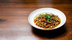 Spicy Szechuan Dan Dan Noodles (四川担担面)
