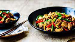 Stir-fried Chicken with Cashew Nuts (腰果鸡丁)