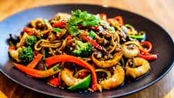 Stir-Fried Squid with Black Bean Sauce (豉椒炒鱿鱼)