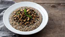 Tatrapuder Seentega (buckwheat Porridge With Mushrooms)