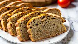 Traditional Catalan Tomato Bread (Pa Amb Tomàquet)