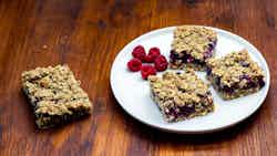 Udmurt Berry and Oatmeal Bars (Ягодные овсяные батончики)