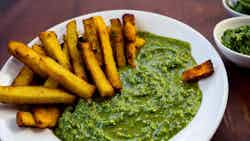 Yuca Frita Con Salsa Chimichurri (yucca Fries With Chimichurri Sauce)