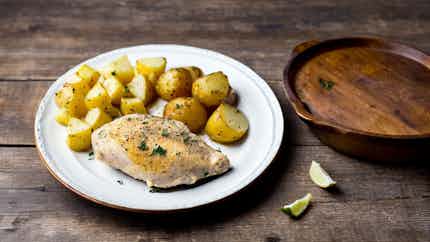 Baked Chicken with Potatoes (Pule e Furrë me Patate)