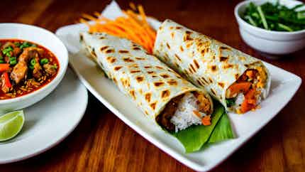 Balinese Spicy Chicken Rice Wrap (nasi Jinggo Ayam)
