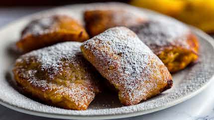Beignets (fried Plantain Fritters)