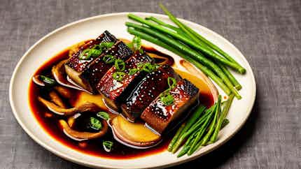 Braised Eel with Soy Sauce (红烧鳗鱼)