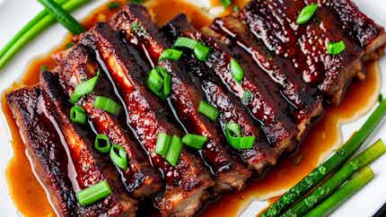 Braised Spare Ribs with Brown Sauce (红烧排骨)