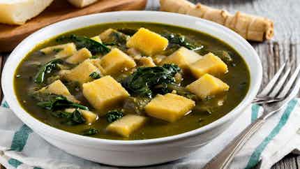 Cassava and Spinach Stew (Ragoût de manioc et d'épinards)