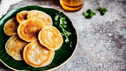 Crispy Rice Pancakes (Bánh xèo)