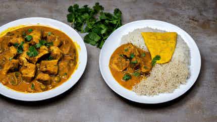 Curry Chicken With Roti