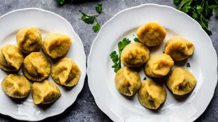 Dominica Jumalikud Pelmeenid (dominica's Divine Dumplings)