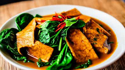 Ekwang Nkong (fang Spinach And Yam Porridge)